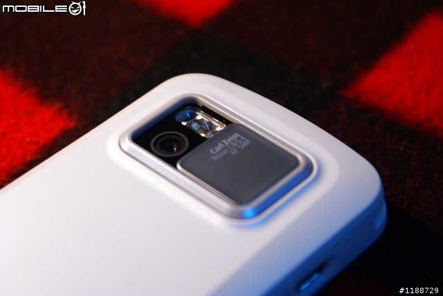 我的頂級行動多媒體 NOKIA N97