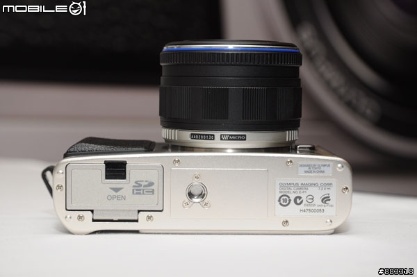 [快訊]Olympus E-P1台灣實機發表無公佈售價