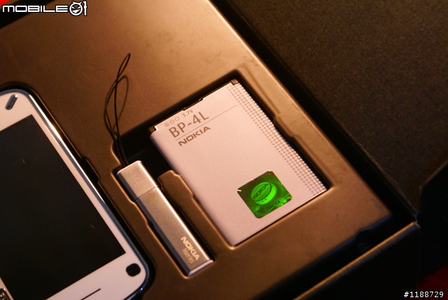 我的頂級行動多媒體 NOKIA N97