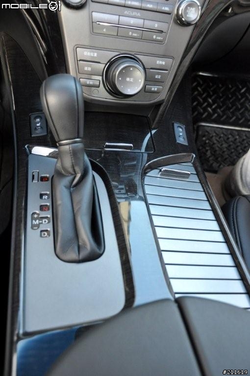 [開箱文]ACURA MDX 霸氣七人座SUV，晚了一年，依然開箱。