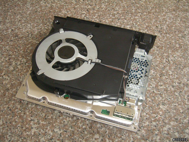 [分享] PS3 過保後..讀不到片子怎麼辦? 自己動手拆 [拆裝流程]