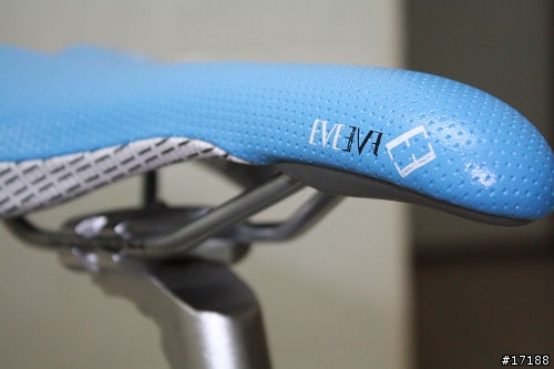 [輕鬆開箱]Centurion Eve300 女性登山車