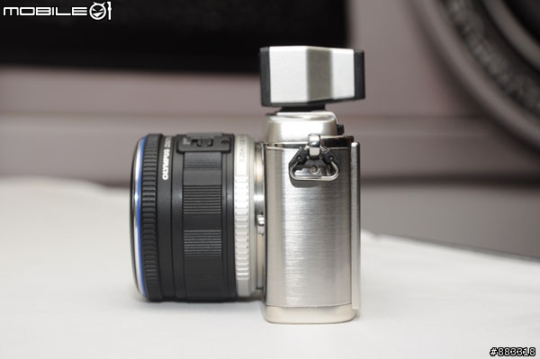 [快訊]Olympus E-P1台灣實機發表無公佈售價