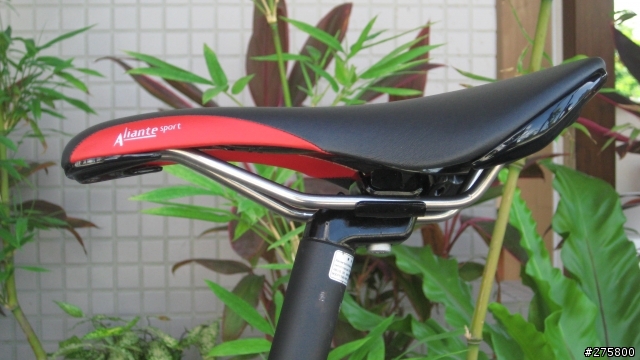 值得推薦 fizik  Aliante sport 鈦合金手工座墊