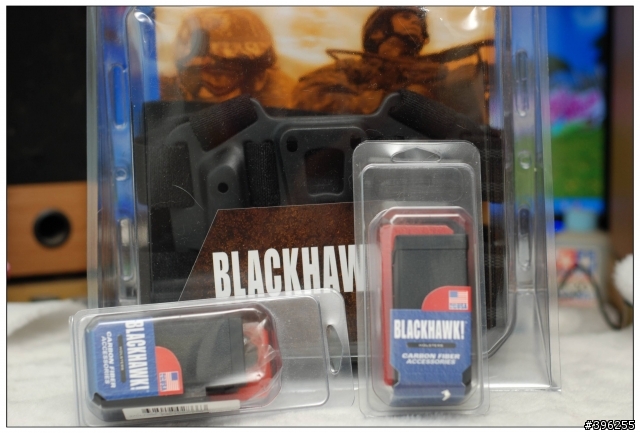 [真品]BLACKHAWK C.Q.C腿掛+快拔槍套+硬式彈夾套(開箱)