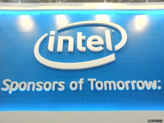 [Intel@Computex 2009]南港展館4F  參觀INTEL館 (新增一大堆主機板)