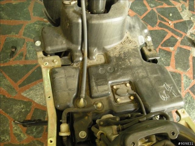 [分享] 低調高手125R~