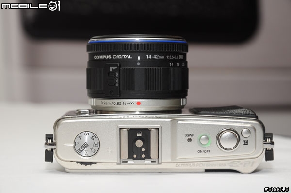 [快訊]Olympus E-P1台灣實機發表無公佈售價