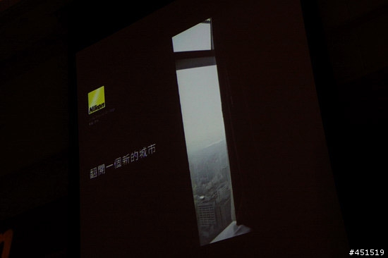 Nikon COOLPIX S系列來蓋大樓