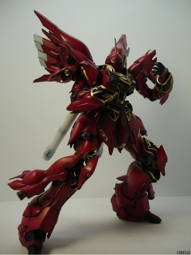 [分享]Gundam UC 紅色彗星再降臨!!