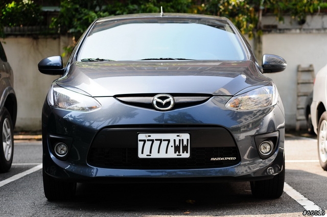 Mazda2階段換裝，長期分享～(6/18更新"燈光饗宴"...)