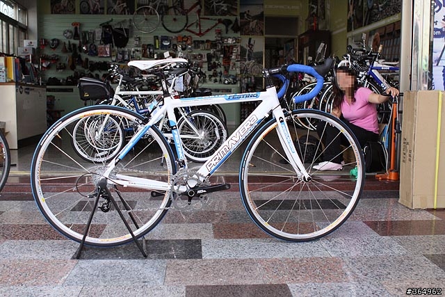 (分享)哈比人的夫妻檔公路車 SABINNA GP1 & FESTINO