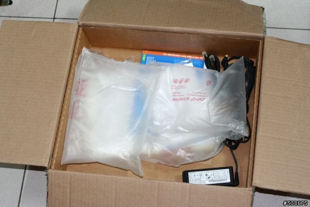 [開箱圖] Panasonic W5 內建 3.5G 上網 (美規) 完成品