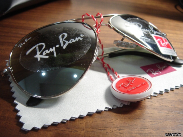 (新增)[分享]夏天來了,Ray Ban雷朋眼鏡 RB3025小開箱(第35.49.50.57樓有實戴圖,87.88.89.101樓有分享圖供大大參考)