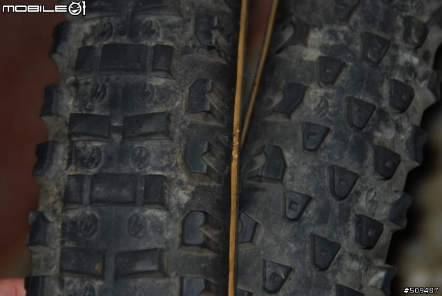 [分享]有人要換下的胎皮嗎?Specialized 26*1.9