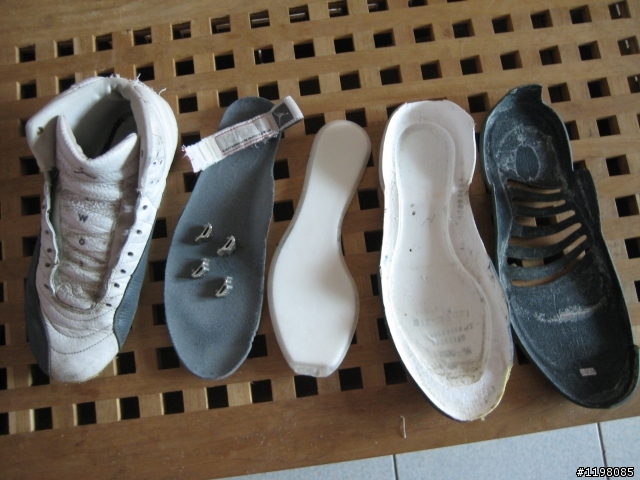 喬丹JORDAN12代復刻開膛剖肚文