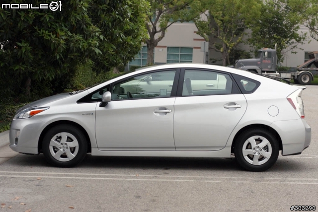 [時間不多之精簡開箱] 2010 Prius 三代目