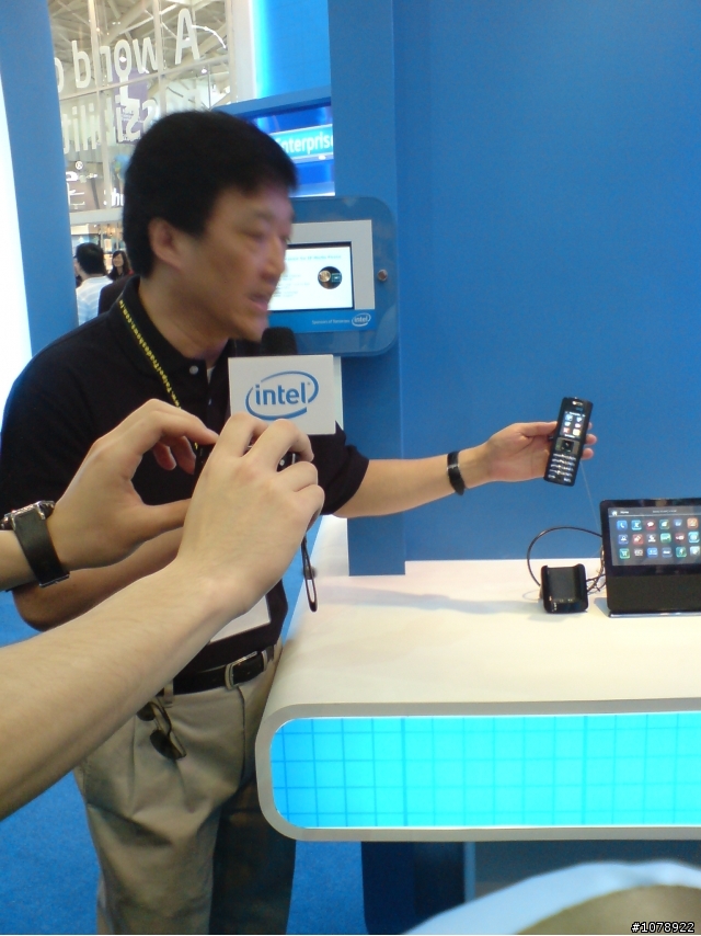 [Intel@Computex 2009]南港展館4F  參觀INTEL館 (新增一大堆主機板)