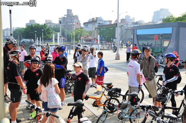 集中貼圖區－[F20同學會周年囉] 06/07幼幼的感覺..碧潭逍遙遊