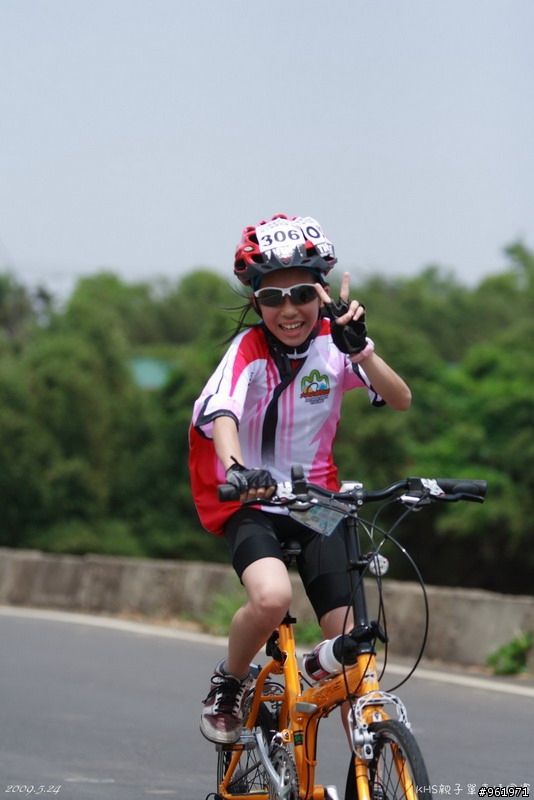 女兒第一次30KM比賽~~