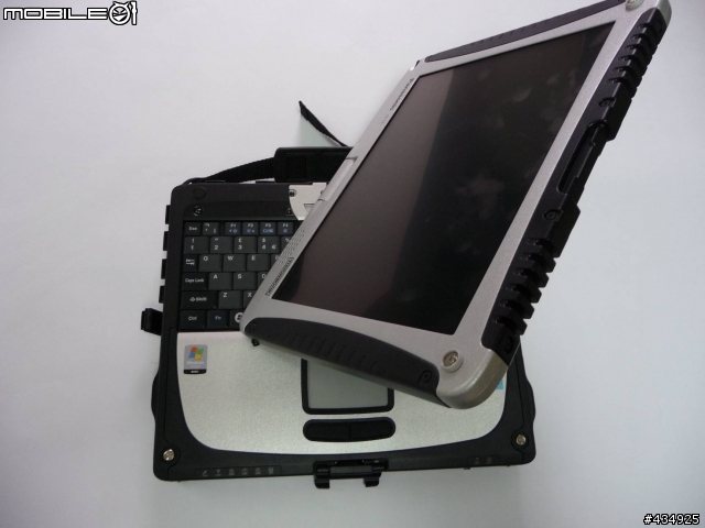 [分享]娘砲閃開，給我真正的Tough ~~Panasonic TOUGHBOOK 偽開箱文