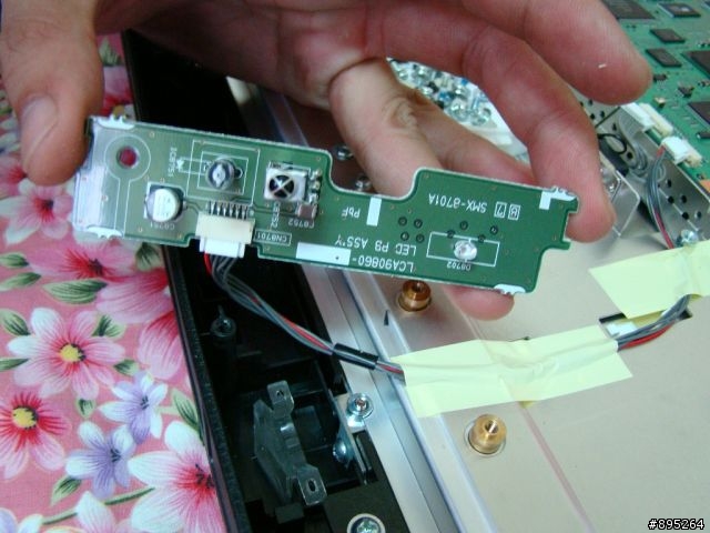 [詳細解剖文]JVC LT-42WX70高畫質專業Adobe色域顯色液晶顯示器