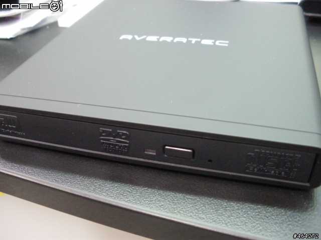 [開箱]13.3吋超薄筆電 Trigem Averatec N3400