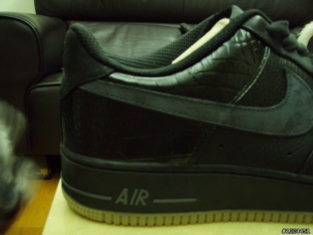 NIKE AIR FORCE 1 黑鱷魚