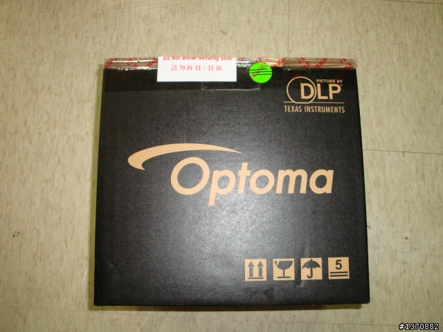 【開箱文】投影機~~夯~~OPTOMA HW628開箱記(新手上路之初體驗)