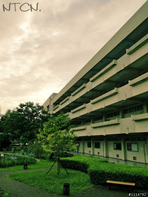 W300三月不見了，HX1六月到來了，真是台好相機