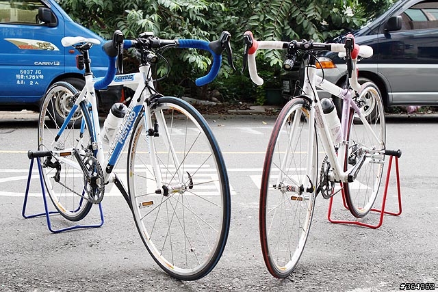 (分享)哈比人的夫妻檔公路車 SABINNA GP1 & FESTINO