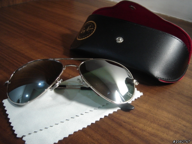 (新增)[分享]夏天來了,Ray Ban雷朋眼鏡 RB3025小開箱(第35.49.50.57樓有實戴圖,87.88.89.101樓有分享圖供大大參考)