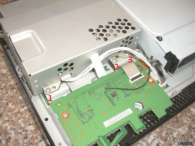[分享] PS3 過保後..讀不到片子怎麼辦? 自己動手拆 [拆裝流程]