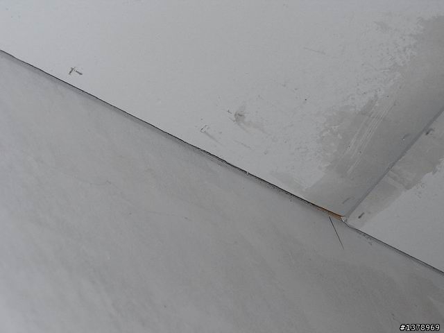 [請益] 全室批土及油漆粉刷的問題