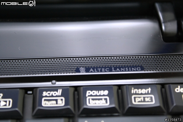 (開箱分享) – 皇太后懿旨欽點換機 / HP Pavilion dv3-2026TX....圖多