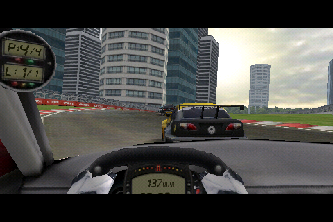 [賽車大作] Real Racing：實感賽車！夢想成為賽車手嗎？Real Racing等你來挑戰！