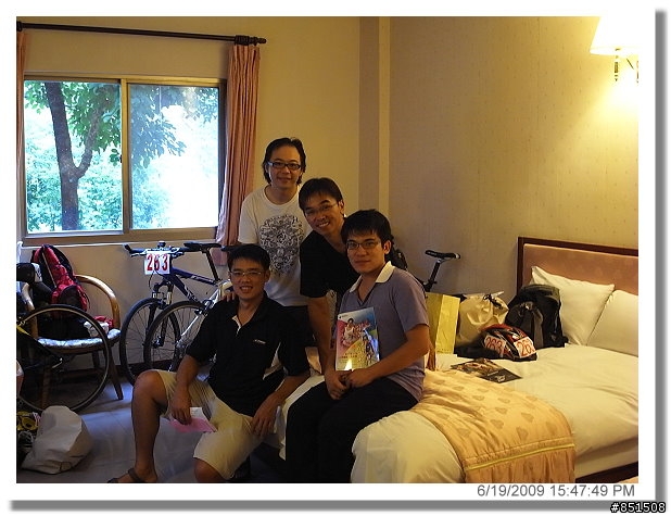 [影片分享98/10/26]2009荖濃溪鐵人三項遲到的影片分享囉~~