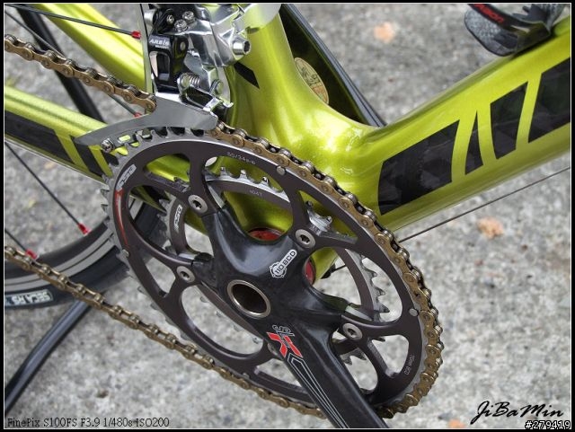 (分享)千呼萬喚死出來~Rock Racing 山寨版
