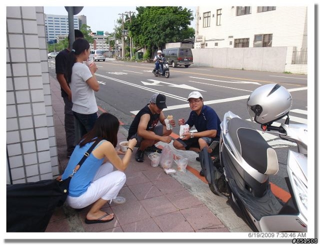 [影片分享98/10/26]2009荖濃溪鐵人三項遲到的影片分享囉~~