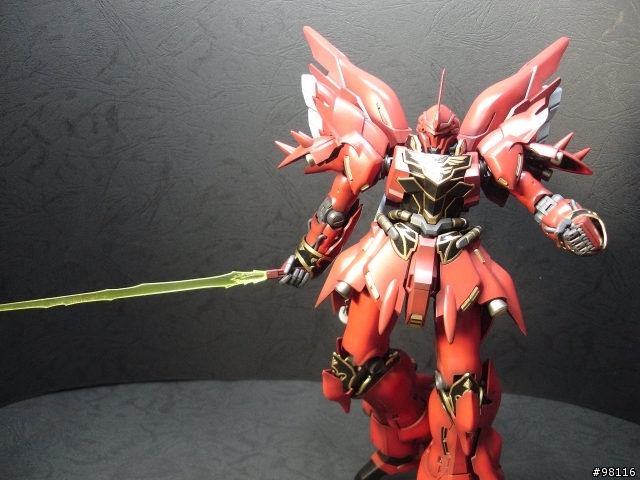 [分享]Gundam UC 紅色彗星再降臨!!