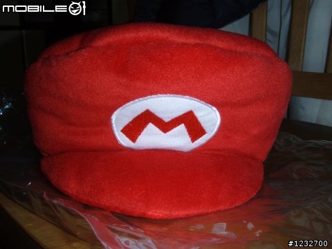 收到MARIO 帽子(2008年度任天堂會白金會員贈品)