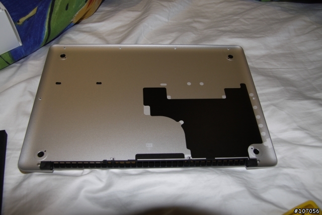 新 MacBook Pro 13" 屁股開花文(裝硬碟)