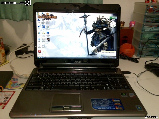 我的ASUS初體驗~ASUS N51vf不專業開箱分享