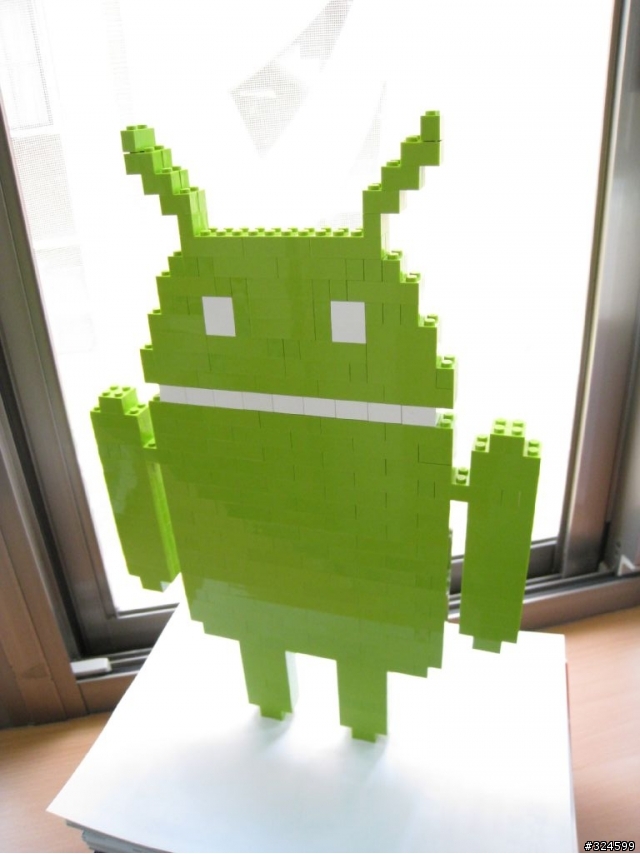 同時瘋 Android 和 Lego 的結果 --> Lego Android!