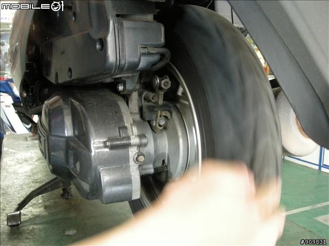 [分享] 低調高手125R~