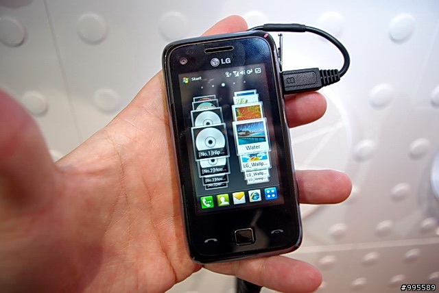 [CommunicAsia 2009]LG、Garmin-Asus、Black Berry篇