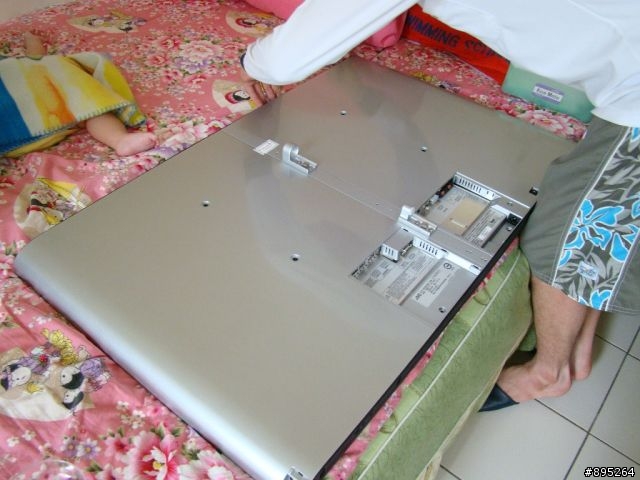 [詳細解剖文]JVC LT-42WX70高畫質專業Adobe色域顯色液晶顯示器
