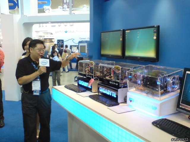 [Intel@Computex 2009]南港展館4F  參觀INTEL館 (新增一大堆主機板)
