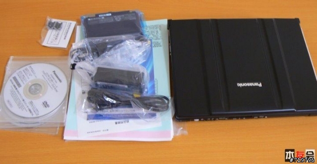 松下Let'sNote W8开箱照（以及与X200S对比使用感受）