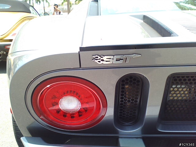 FORD GT